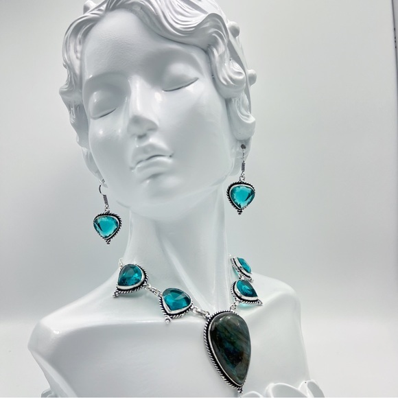 Labradorite and Apatite Necklace and Earrings Silver Set Vintage Style New - Picture 3 of 13